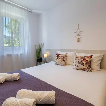 Springhome - Cozy With Balcony & Parking Appartement *