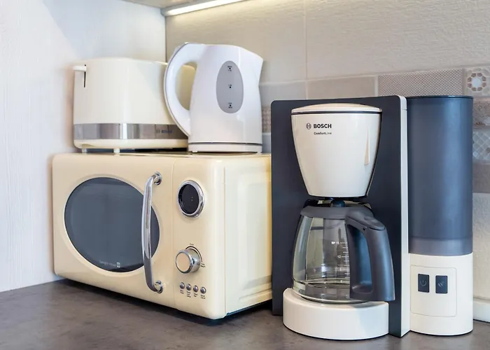 Appartamento Springhome - Cozy With Balcony & Parking