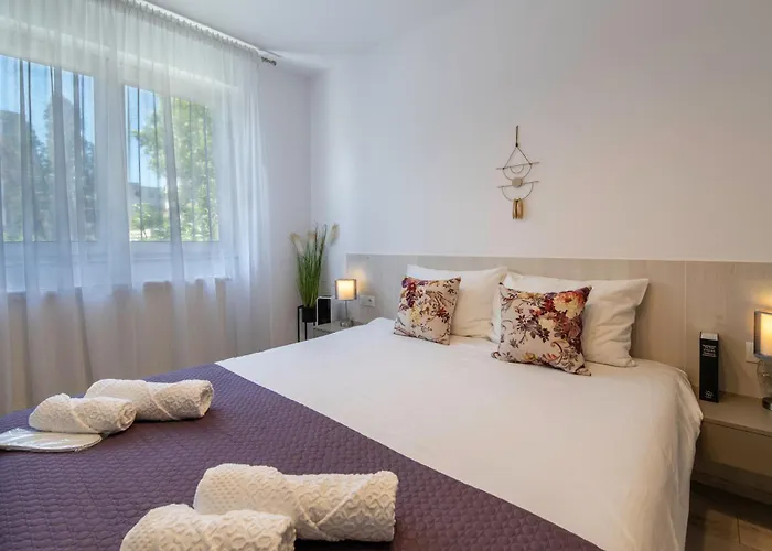 Springhome - Cozy With Balcony & Parking Appartamento *